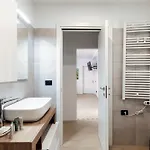 Apartment Victoria 1 E 2 By Quokka 360 - Close To Porta Torre In Como