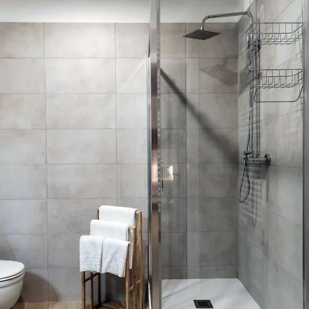 Victoria 1 E 2 By Quokka 360 - Close To Porta Torre In * Como