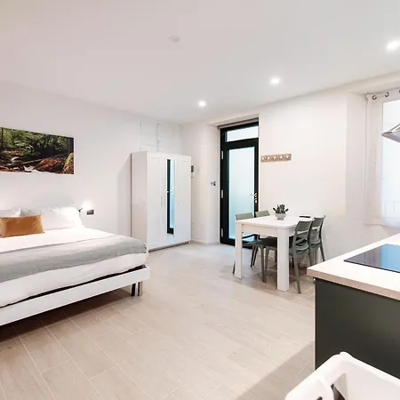 Victoria 1 E 2 By Quokka 360 - Close To Porta Torre In アパート