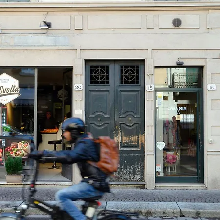 Victoria 1 E 2 By Quokka 360 - Close To Porta Torre In アパート